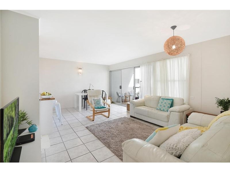 9/246 Alexandra Parade, Alexandra Headland QLD 4572