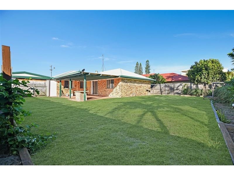 56 Lowanna Drive, Buddina QLD 4575