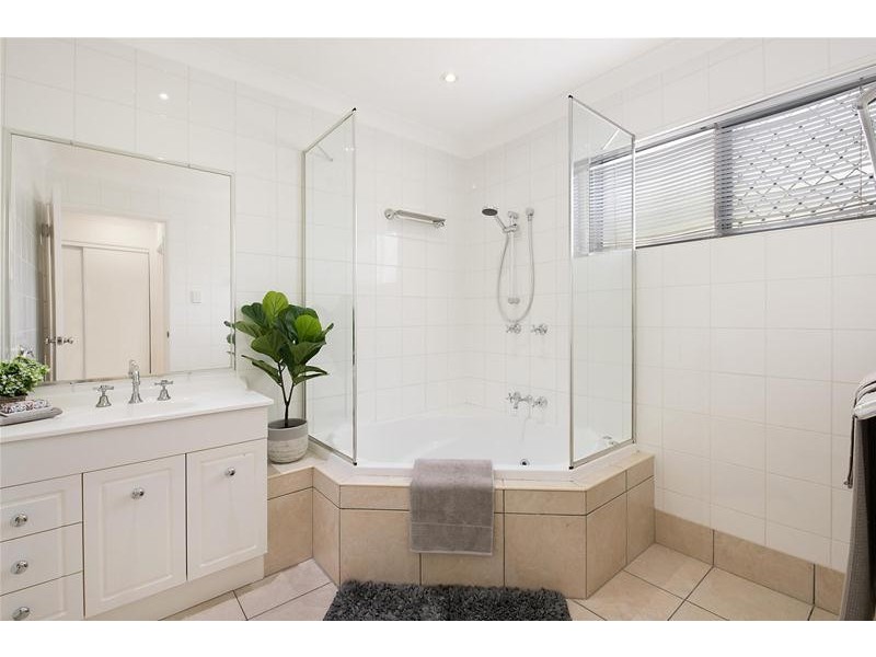 6 Pildara Court, Wurtulla QLD 4575