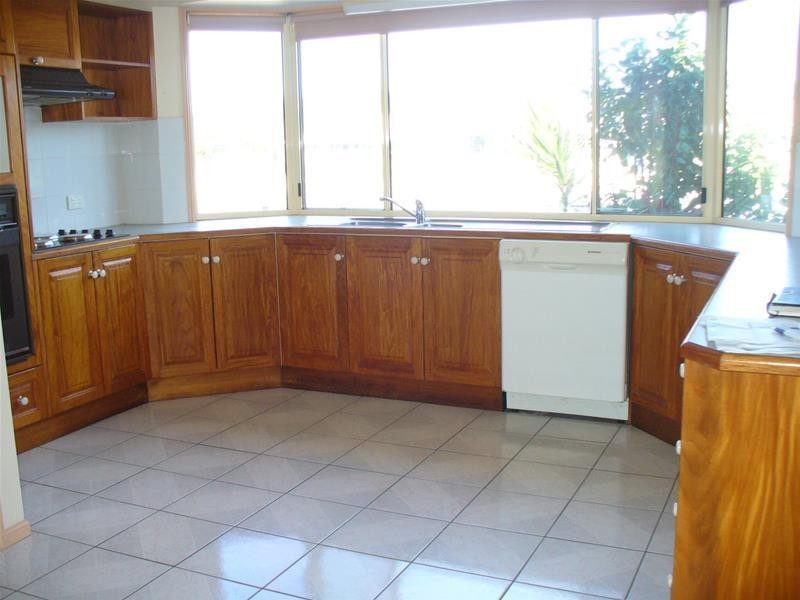 14 Chiswell Place, Maroochydore QLD 4558