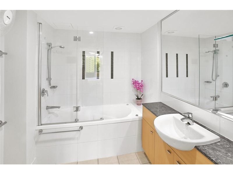 243/9 Wirraway Street, Alexandra Headland QLD 4572