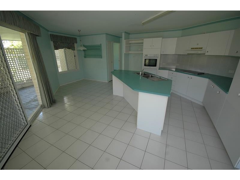 25 Poinciana Avenue, Mooloolaba QLD 4557