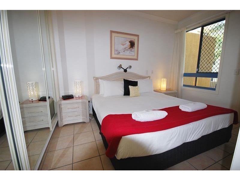 5/4 Buderim Avenue, Alexandra Headland QLD 4572