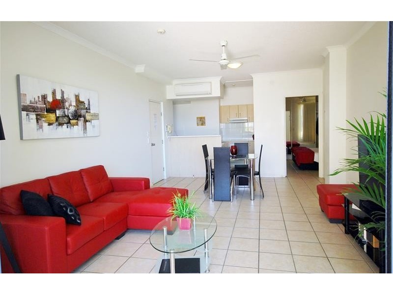 5/4 Buderim Avenue, Alexandra Headland QLD 4572