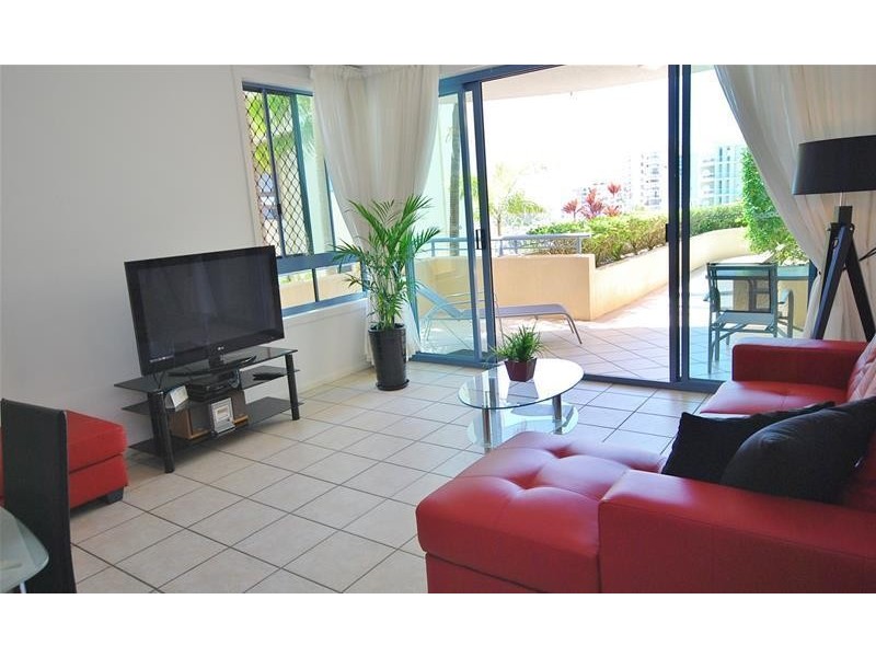 5/4 Buderim Avenue, Alexandra Headland QLD 4572