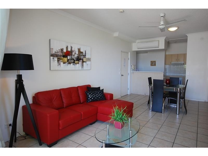 5/4 Buderim Avenue, Alexandra Headland QLD 4572