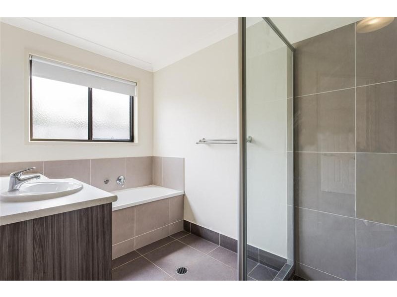 63 Feathertop  Circuit, Caloundra West QLD 4551