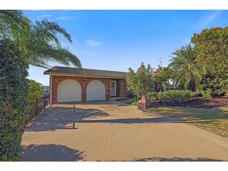 5 Warre Street, Maroochydore QLD 4558