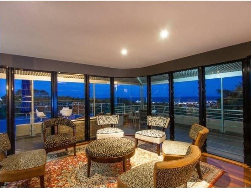 21 Yakola Parade, Alexandra Headland QLD 4572