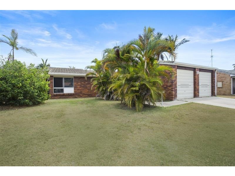 13 Jarrah Street, Minyama QLD 4575