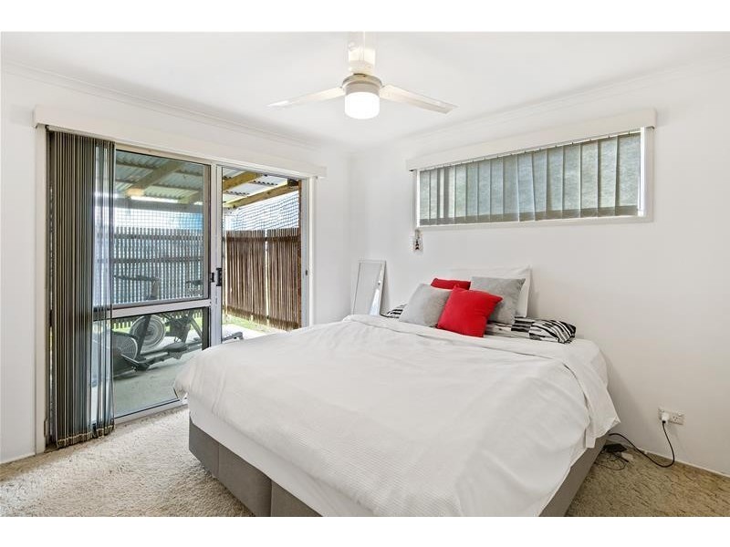 13 Jarrah Street, Minyama QLD 4575