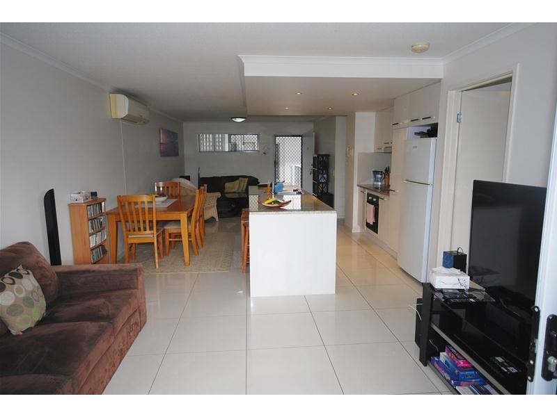 17/40 Primary School Court, Maroochydore QLD 4558