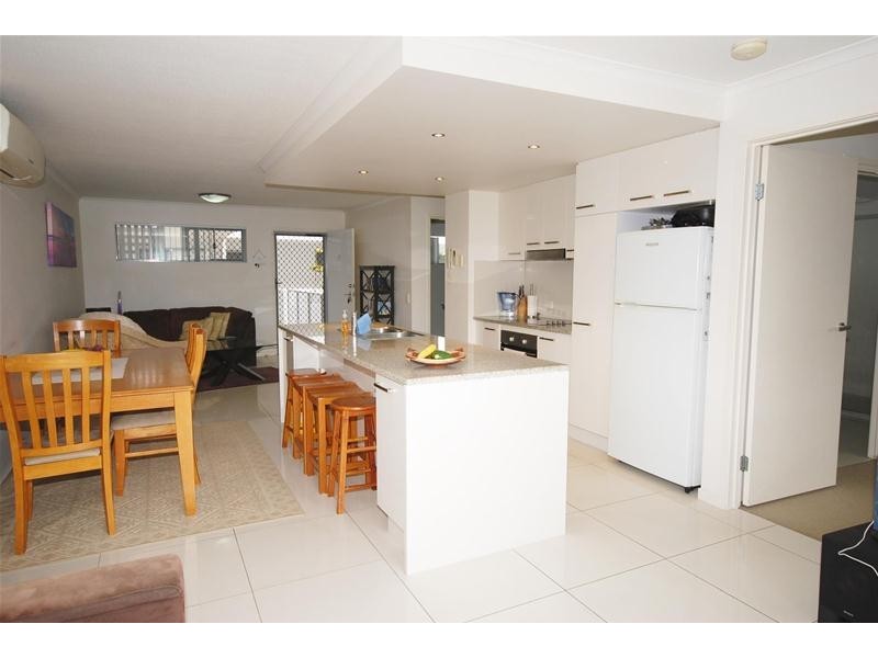 17/40 Primary School Court, Maroochydore QLD 4558