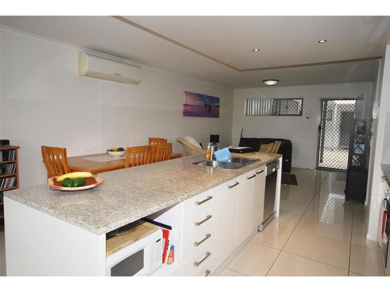 17/40 Primary School Court, Maroochydore QLD 4558