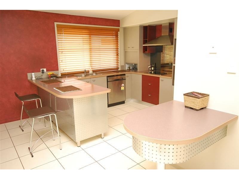 6 St Lucia Crescent, Parrearra QLD 4575