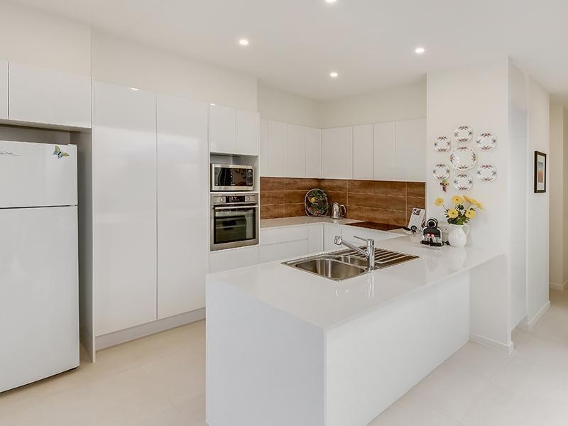 12 Machans Lane, Maroochydore QLD 4558