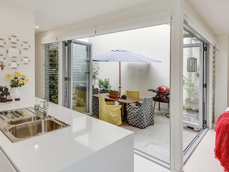 12 Machans Lane, Maroochydore QLD 4558