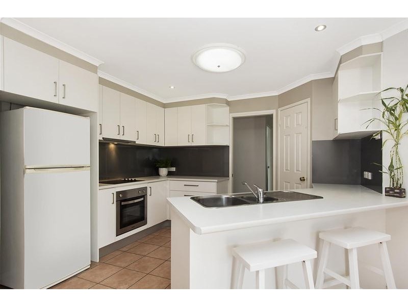 2 Satinwood Place, Mountain Creek QLD 4557