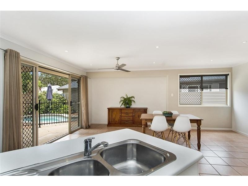 2 Satinwood Place, Mountain Creek QLD 4557
