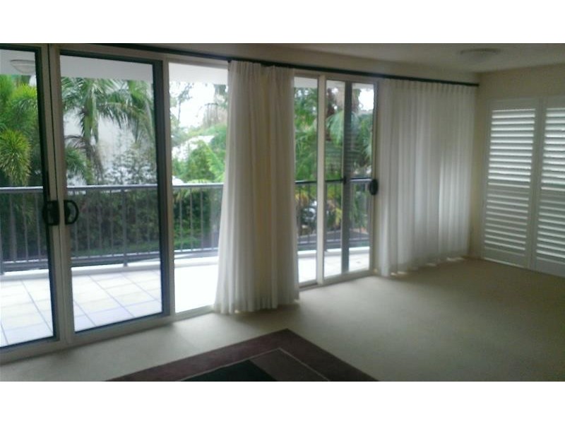 4/100 River Esplanade, Mooloolaba QLD 4557