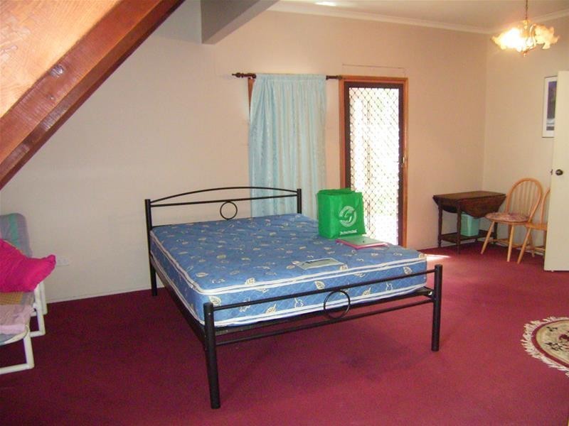 2/2 Balyarta Crescent, Mooloolaba QLD 4557