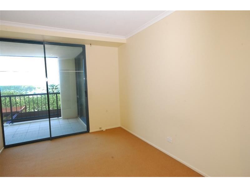 Alexandra Headland QLD 4572