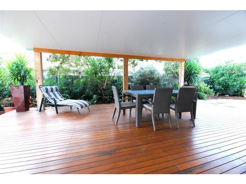 1 Sunburst Court, Mountain Creek QLD 4557