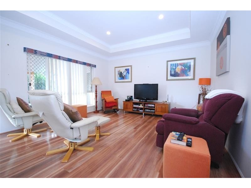 1 Sunburst Court, Mountain Creek QLD 4557