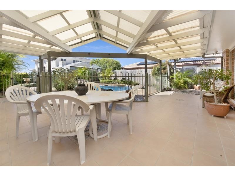 99 Beerburrum Street, Aroona QLD 4551