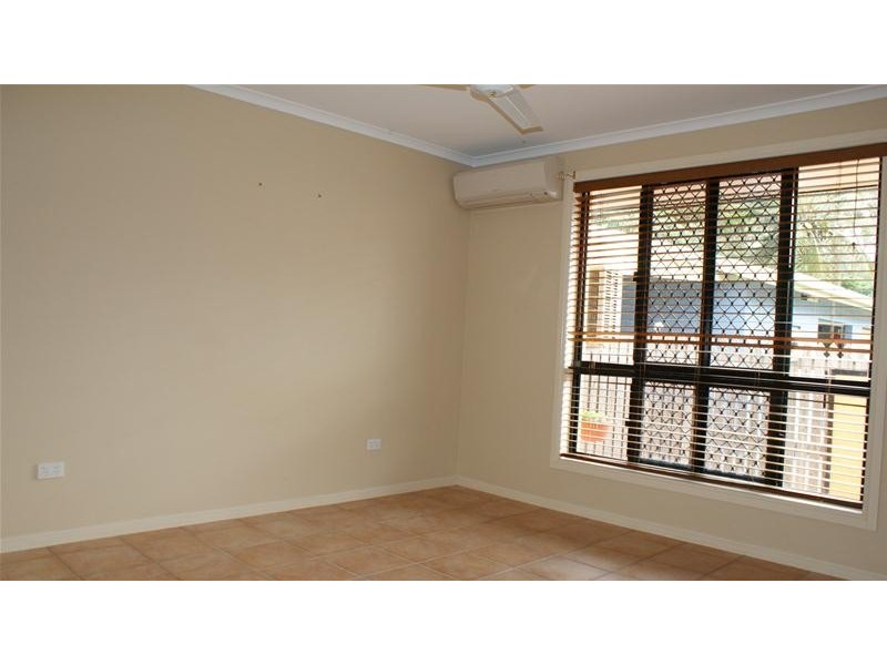 7 Zelma Street, Grasstree Beach QLD 4740