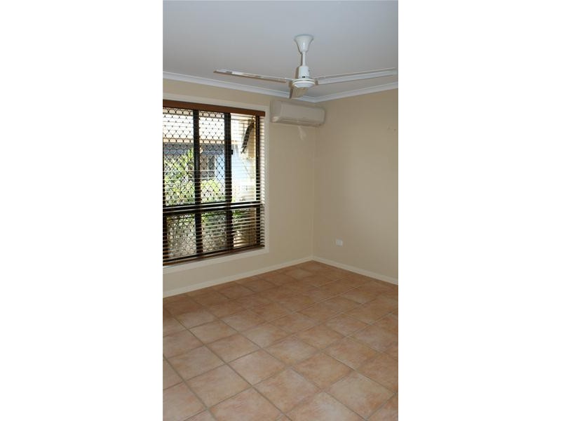 7 Zelma Street, Grasstree Beach QLD 4740