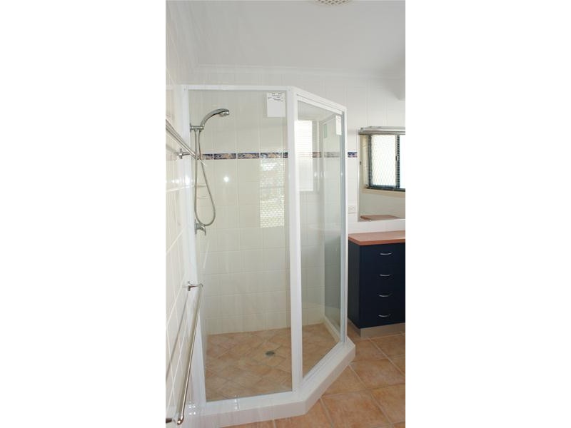 7 Zelma Street, Grasstree Beach QLD 4740