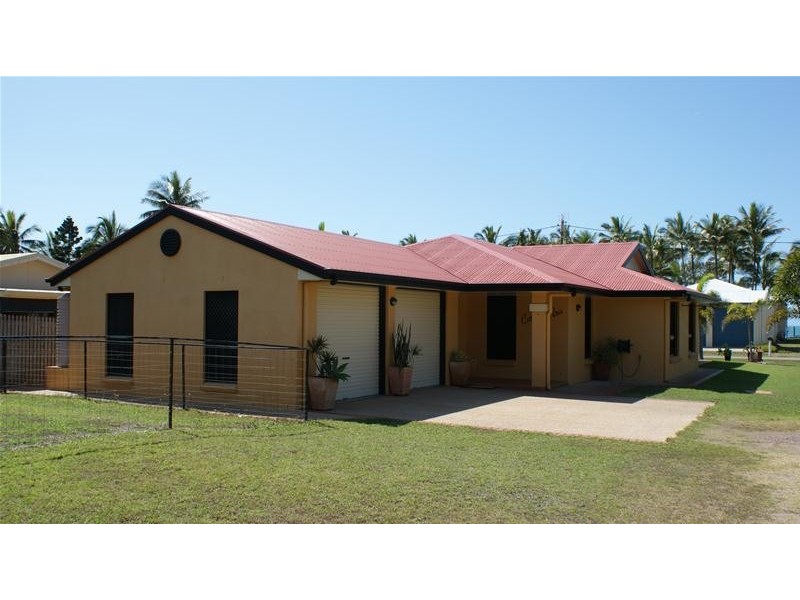 7 Zelma Street, Grasstree Beach QLD 4740