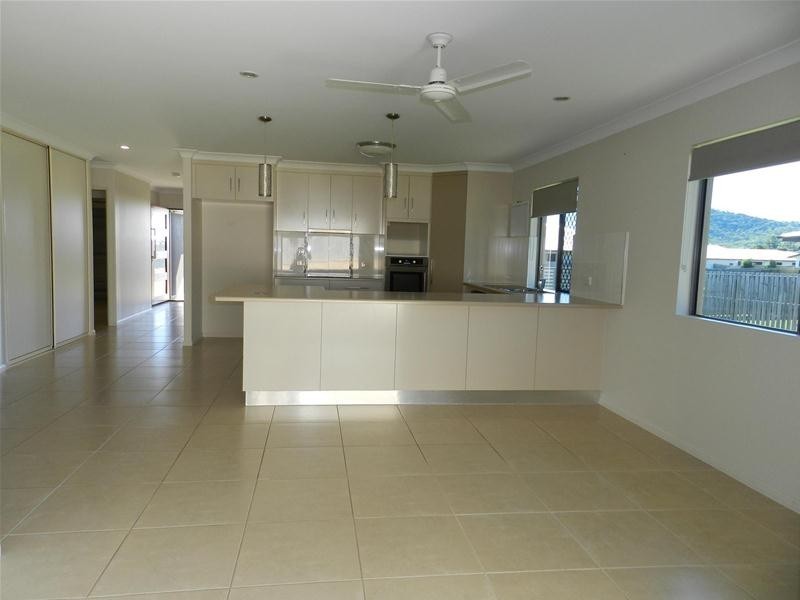 3 Credlin Court, Sarina QLD 4737