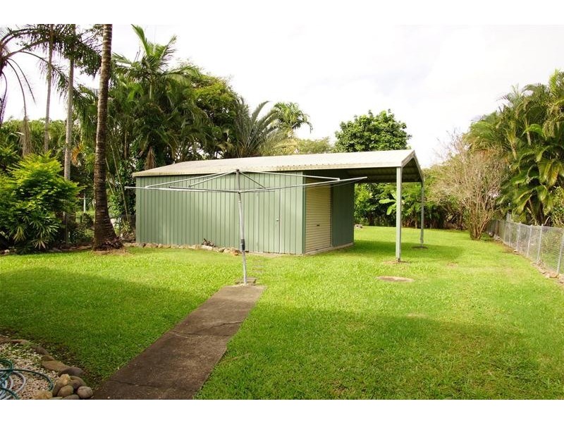 38 Brewers Road, Sarina QLD 4737