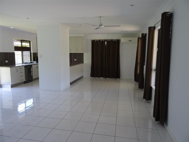 80 West Street, Sarina QLD 4737