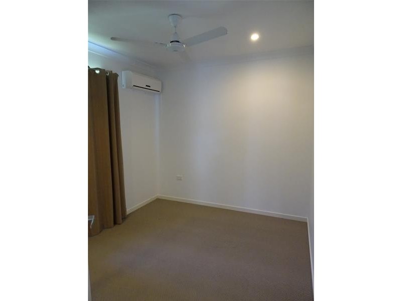 80 West Street, Sarina QLD 4737