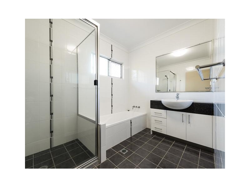 5/8 Admiral Drive, Dolphin Heads QLD 4740