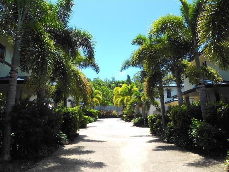 5/8 Admiral Drive, Dolphin Heads QLD 4740