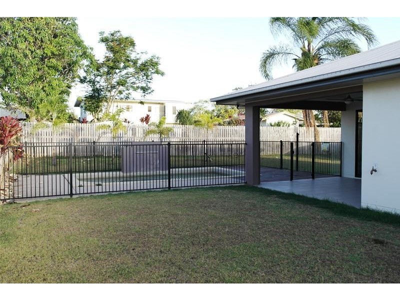 38 Pacific Avenue, Sarina QLD 4737