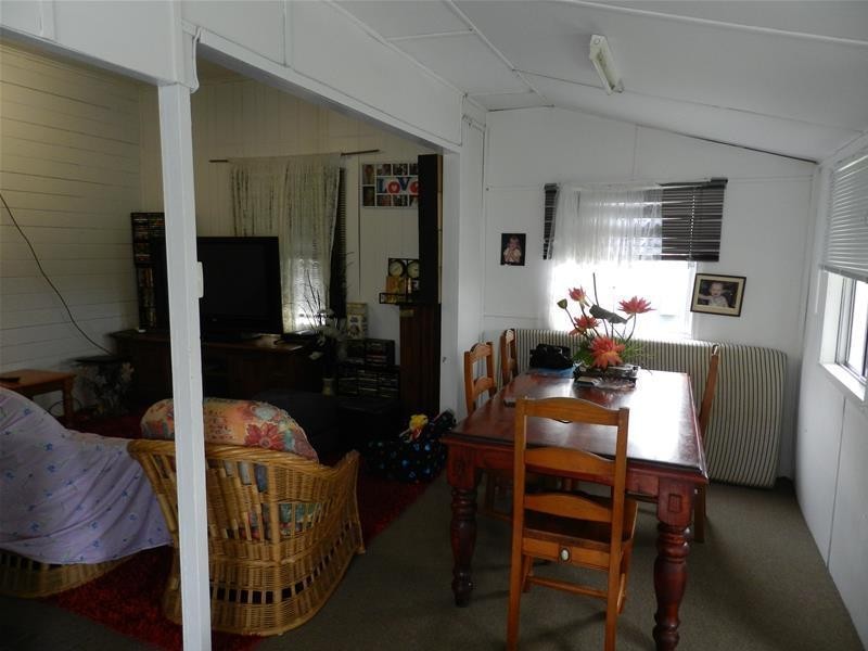 5 Brewers Road, Sarina QLD 4737