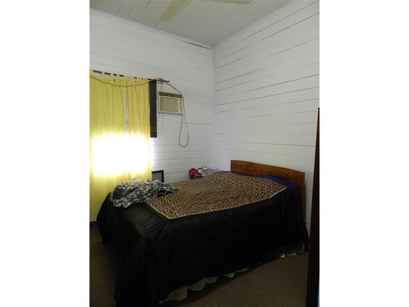 5 Brewers Road, Sarina QLD 4737