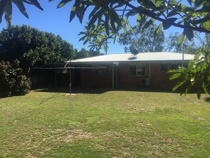11 St Bees Avenue, Bucasia QLD 4750