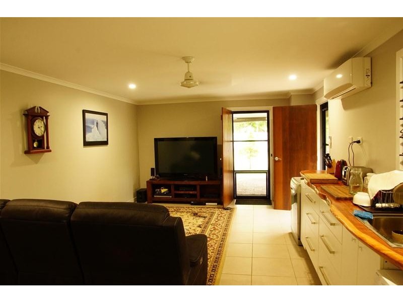 47 Muggleton Street, Sarina QLD 4737