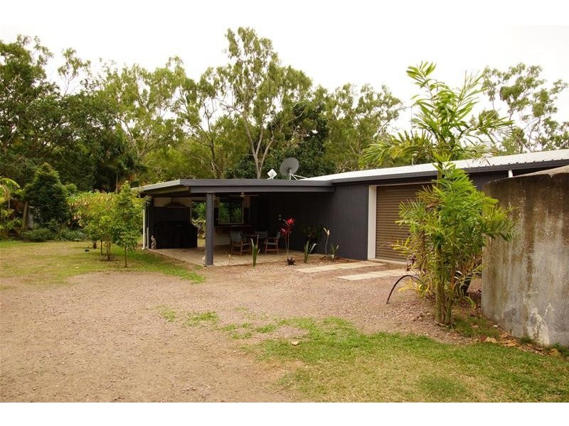 47 Muggleton Street, Sarina QLD 4737