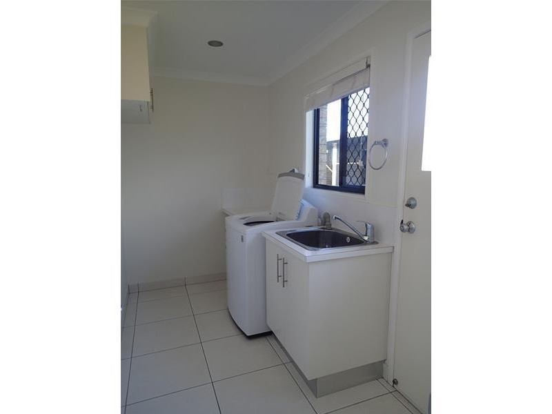 42 Rasmussen Avenue, Salonika Beach QLD 4740