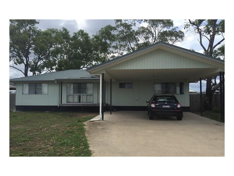 35 Anne Street, Nebo QLD 4742