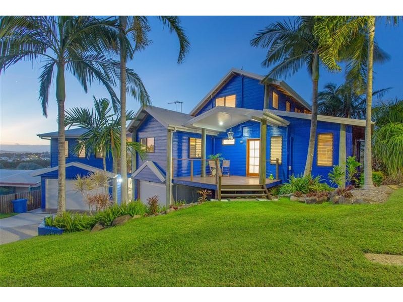 9 Sunrise Place, Blacks Beach QLD 4740