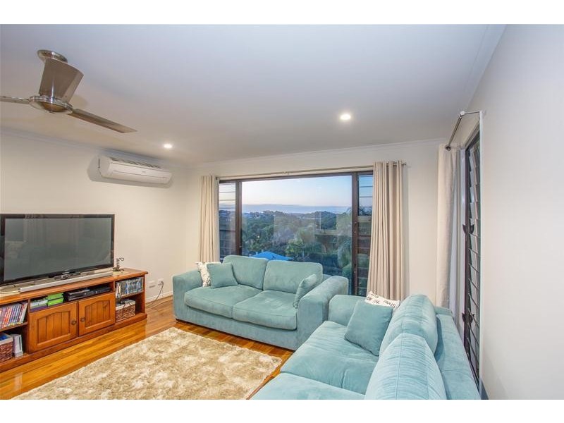 9 Sunrise Place, Blacks Beach QLD 4740