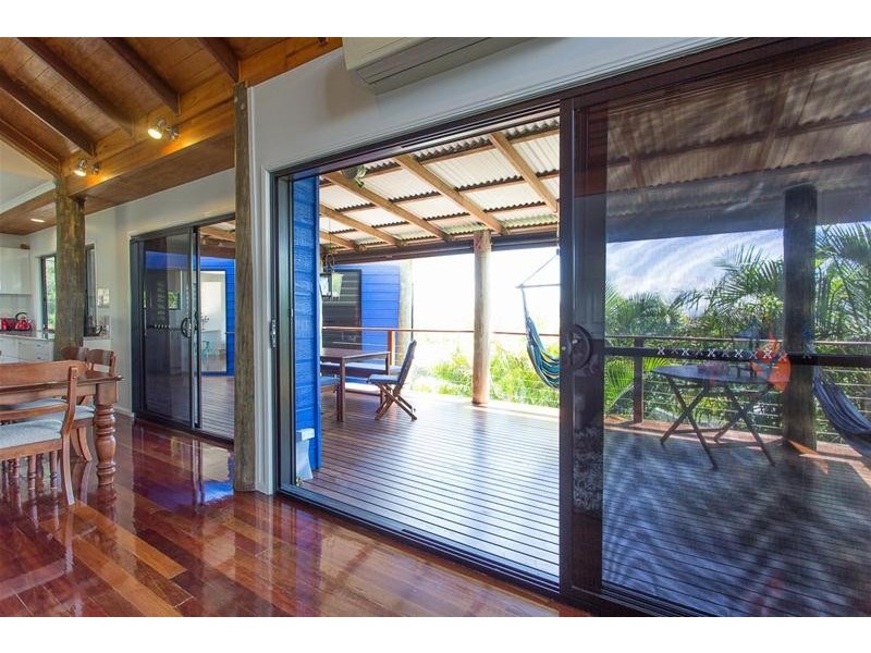 9 Sunrise Place, Blacks Beach QLD 4740